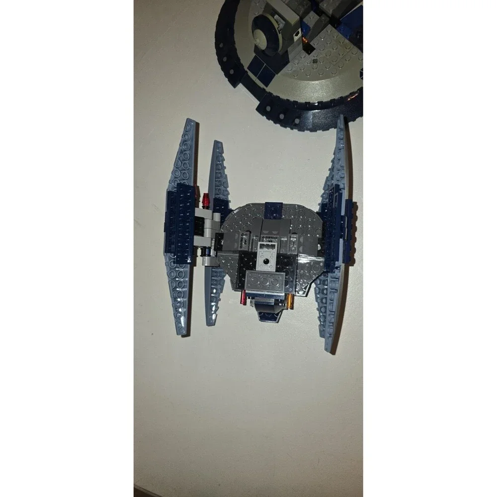 LEGO Star Wars MagnaGuard Starfighter Fighter Ship No Minifigures As Is